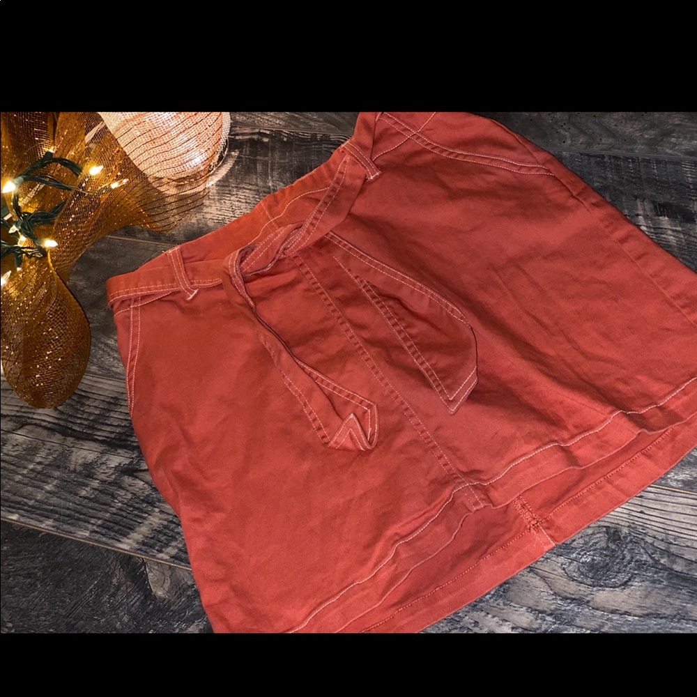 GB skirt